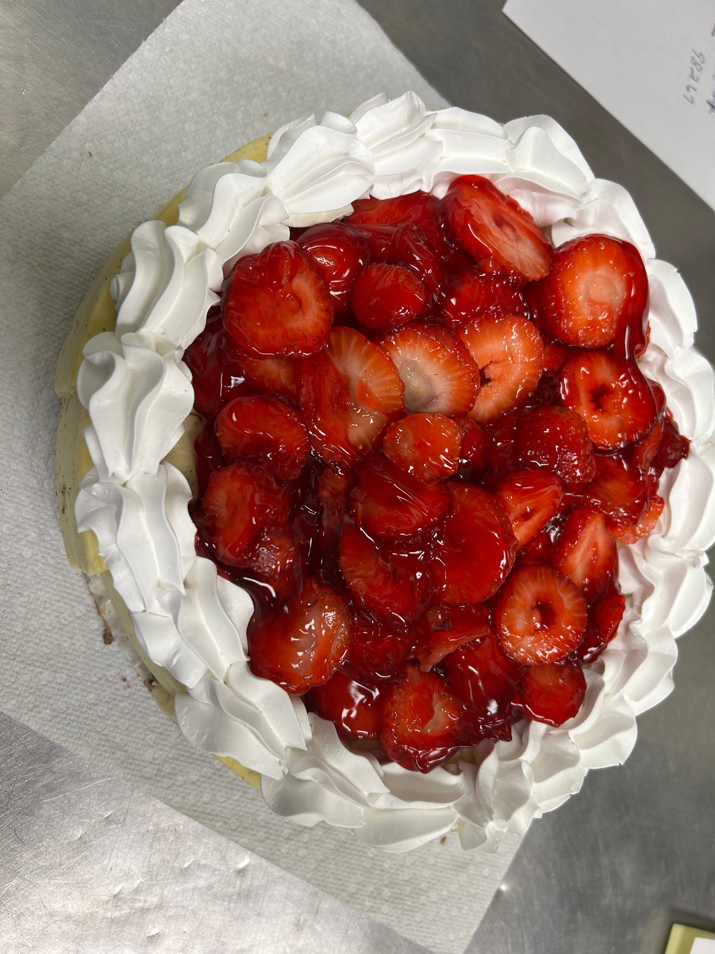 whole cheesecake (Strawberry)